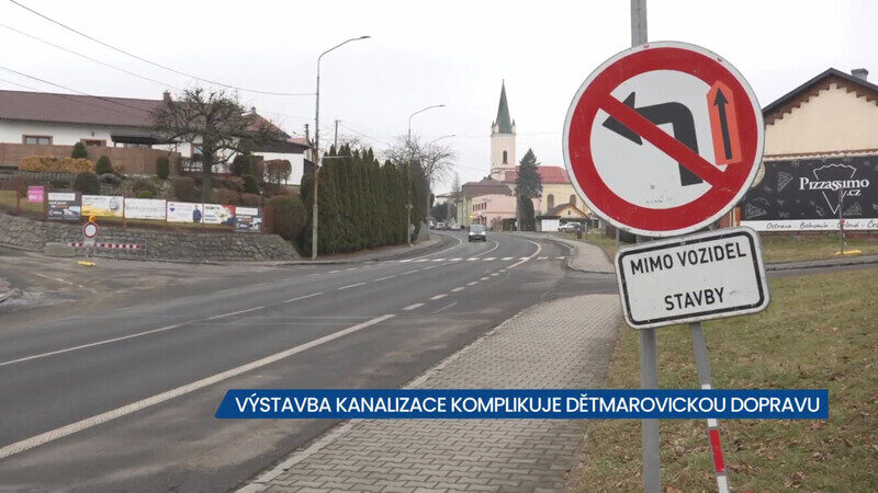 Výstavba kanalizace komplikuje dopravu v Dětmarovicích na Karvinsku