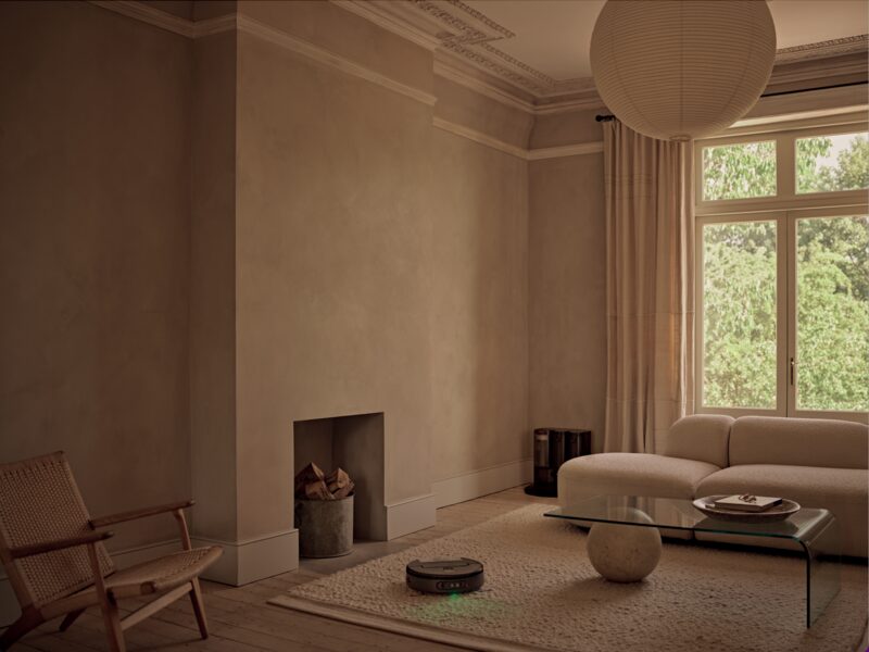 Novinka Dyson Spot+Scrub™ Ai: První robotický vysavač pro suché i mokré čištění