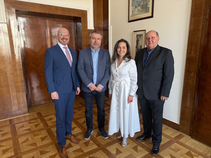 Krajina pod tlakem. Kvalitní české potraviny do škol