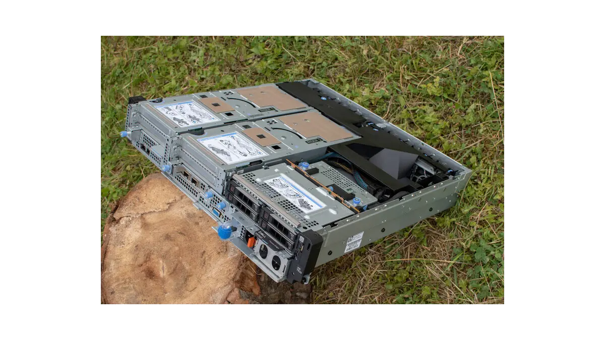 AČR nasazuje Dell technologie v testech boje