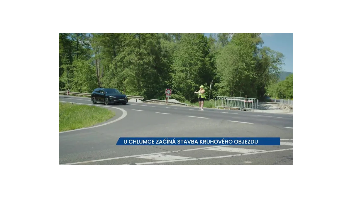 Výstavba kruhového objezdu u Chlumce se zpožďuje